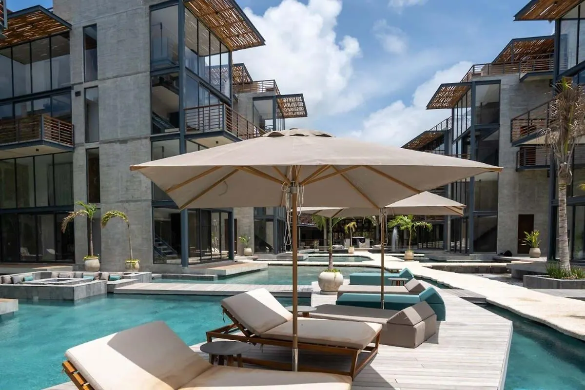 Ideal Location With Cenote Pools Gym Restaurant Tulum Ferienhaus